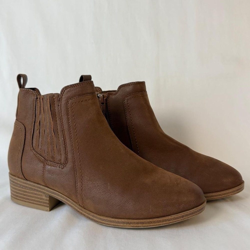 MIA Faux Leather Brown ankle boots size 6